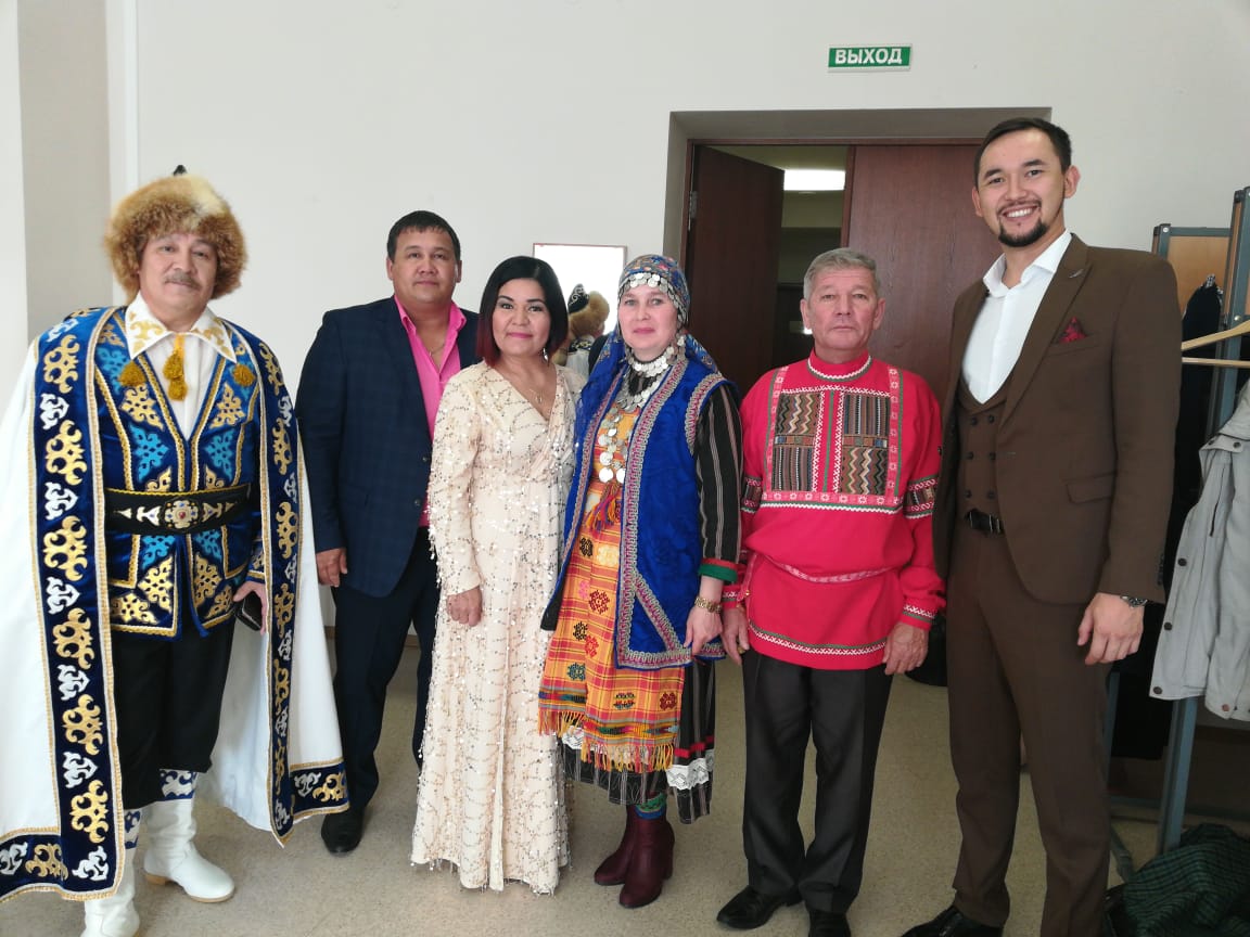 8 октября артисты Нефтекамской госфилармонии выступили на презентации башкирской общественной организации “Курай” Удмуртской Республики.