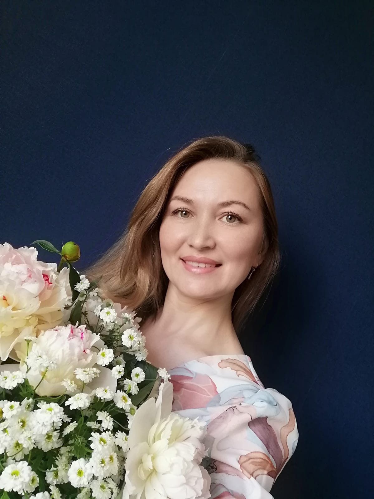 Сегодня свой день рождения отмечает артист балета (солист) Нефтекамской государственной филармонии Вера Николаева