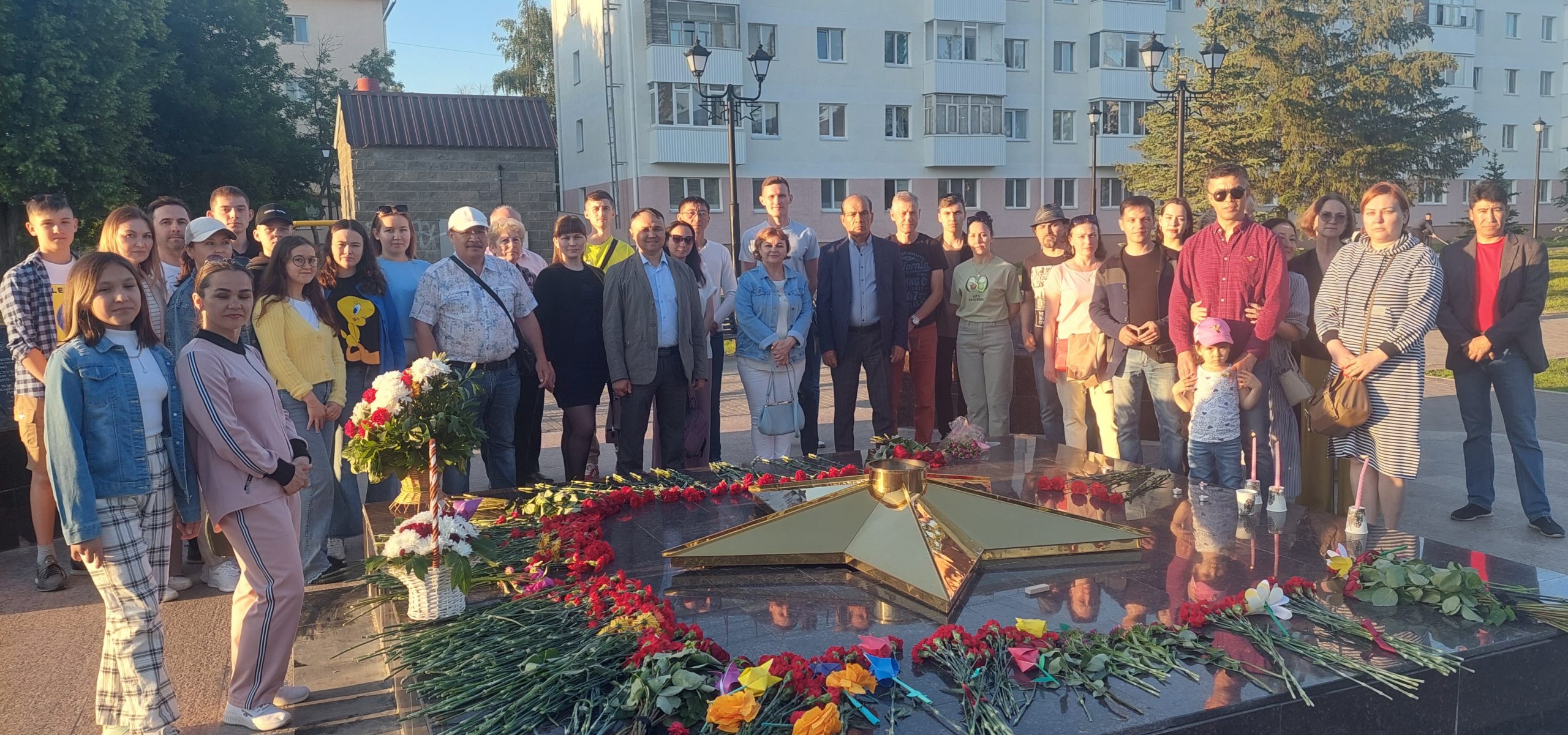Коллектив Нефтекамской государственной филармонии присоединяется к Всероссийской акции «Свеча памяти»